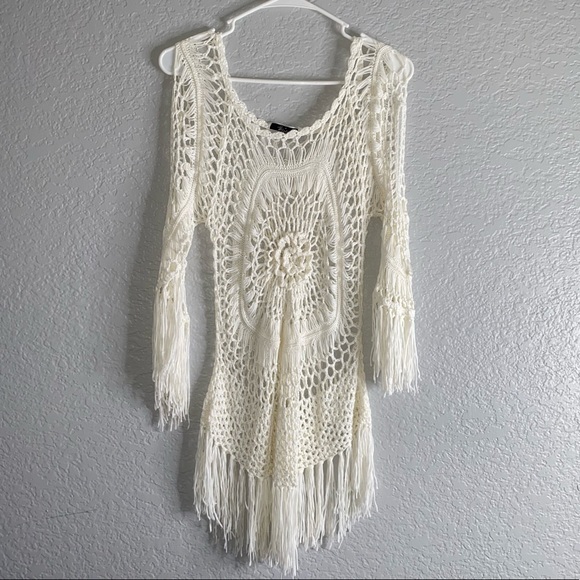 vivid Other - Vivid White knit Boho cover up